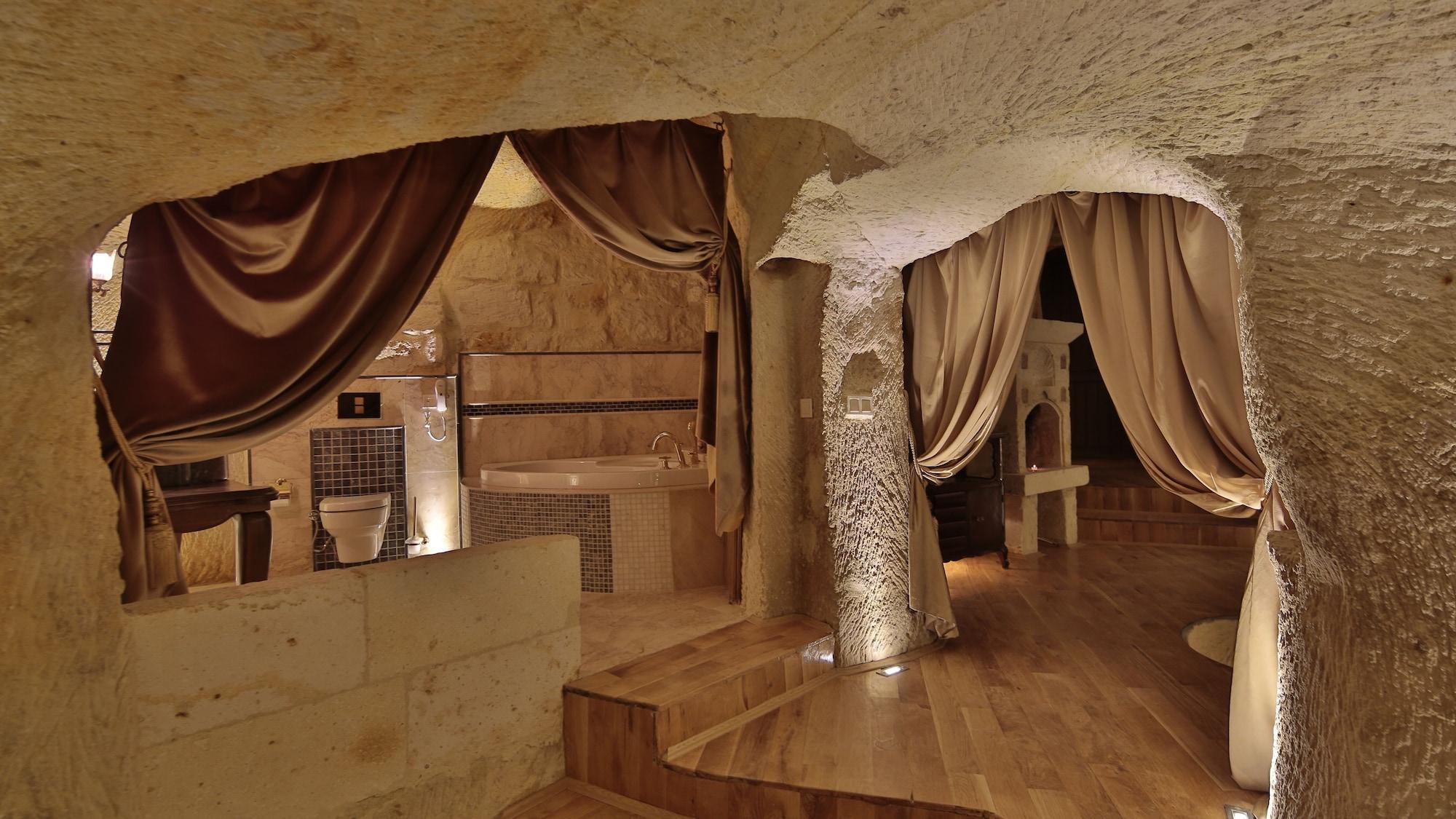 Golden Cave Suites Ürgüp Ngoại thất bức ảnh