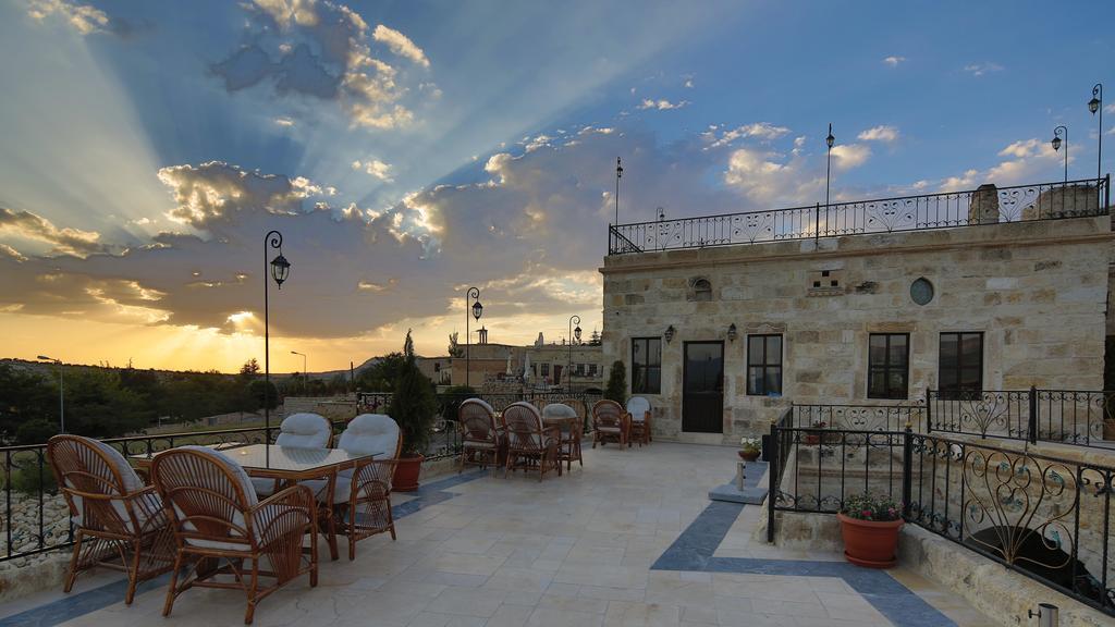 Golden Cave Suites Ürgüp Ngoại thất bức ảnh