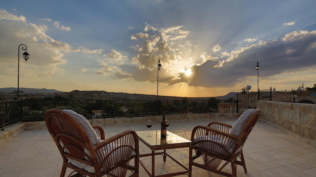 Golden Cave Suites Ürgüp Ngoại thất bức ảnh