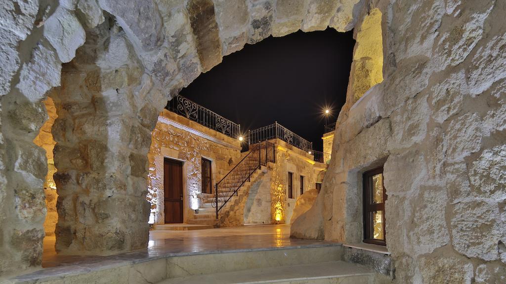 Golden Cave Suites Ürgüp Ngoại thất bức ảnh