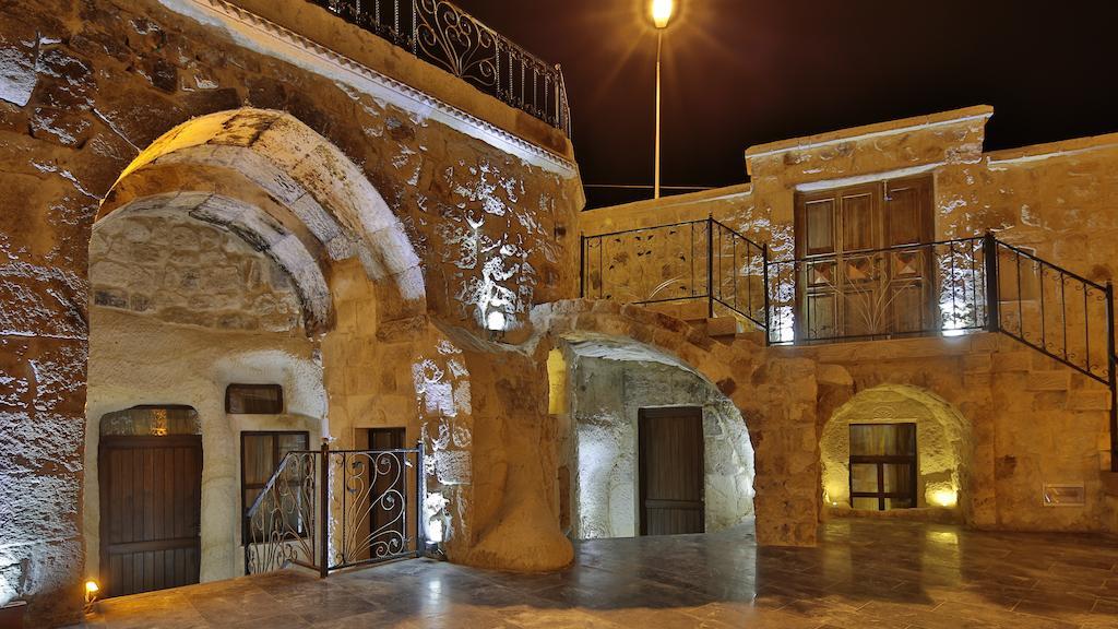 Golden Cave Suites Ürgüp Ngoại thất bức ảnh