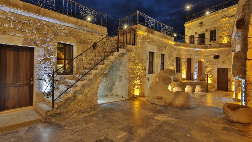 Golden Cave Suites Ürgüp Ngoại thất bức ảnh