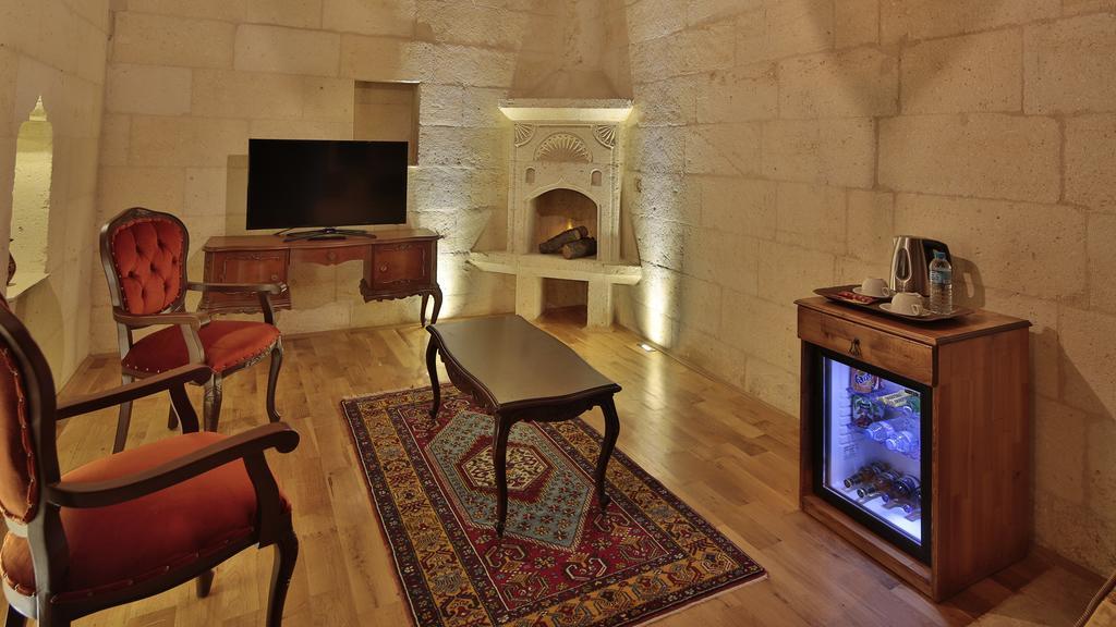 Golden Cave Suites Ürgüp Ngoại thất bức ảnh
